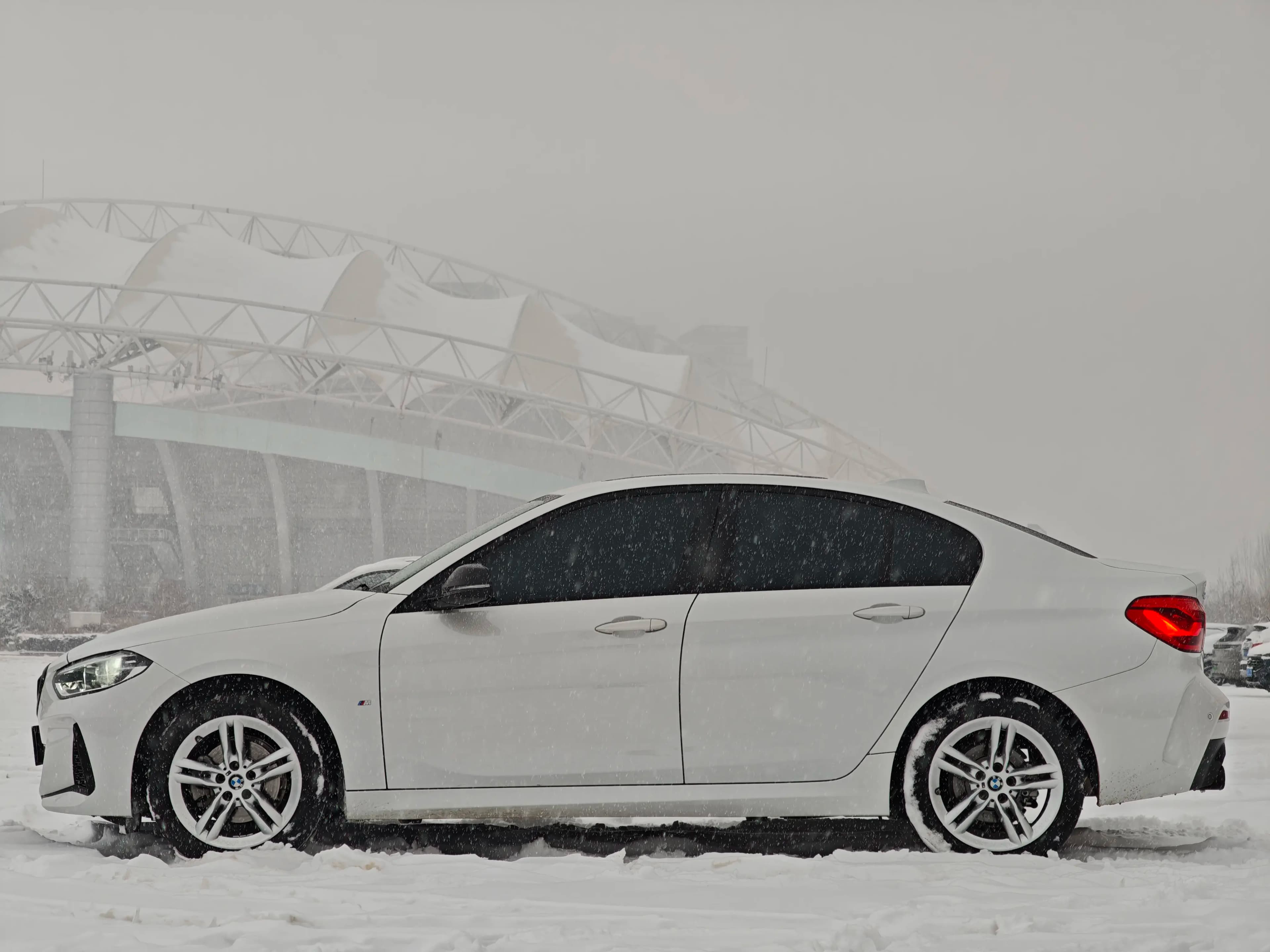 BMW 1 Series 2021 г. 15096 км. — фото 4