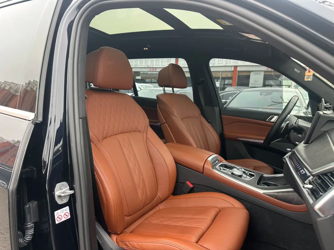 BMW X7 2023 г. 51090 км. — фото 10