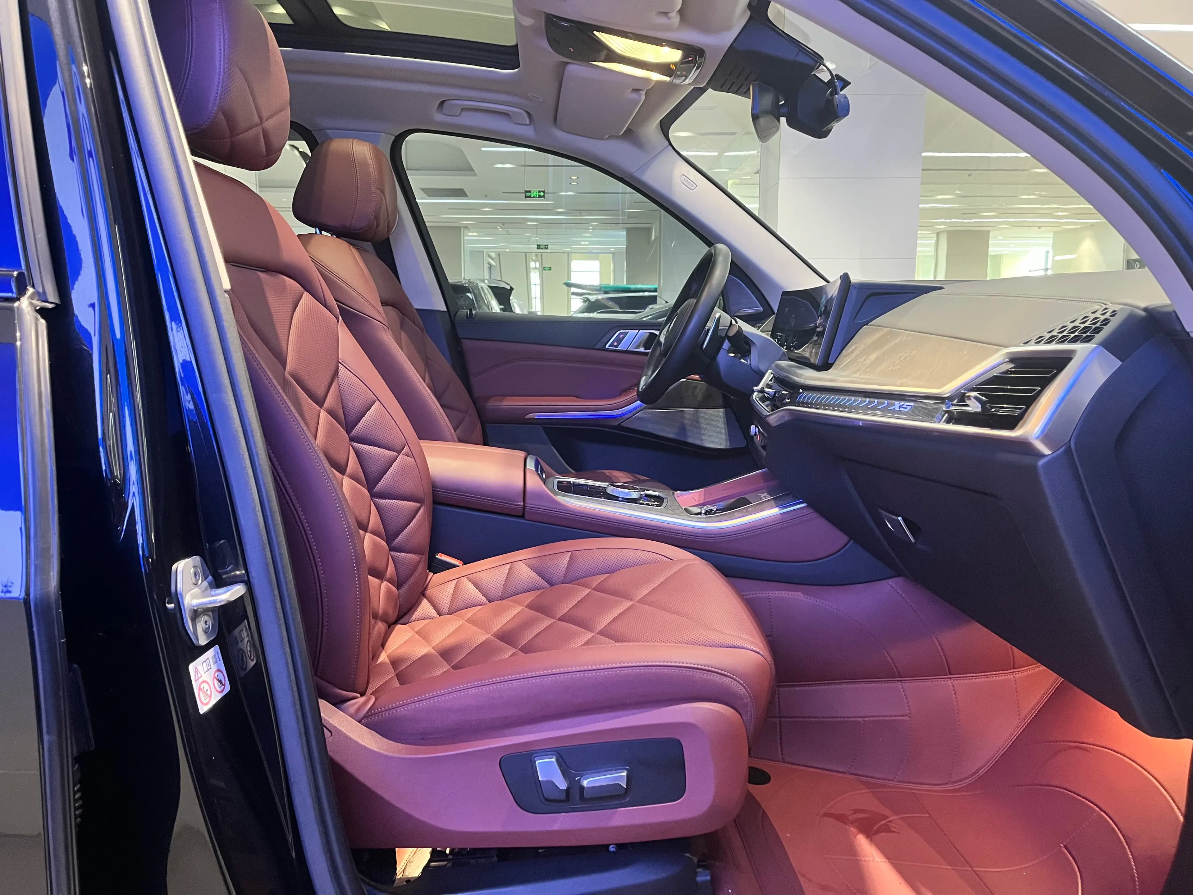 BMW X5 2023 г. 63071 км. — фото 15
