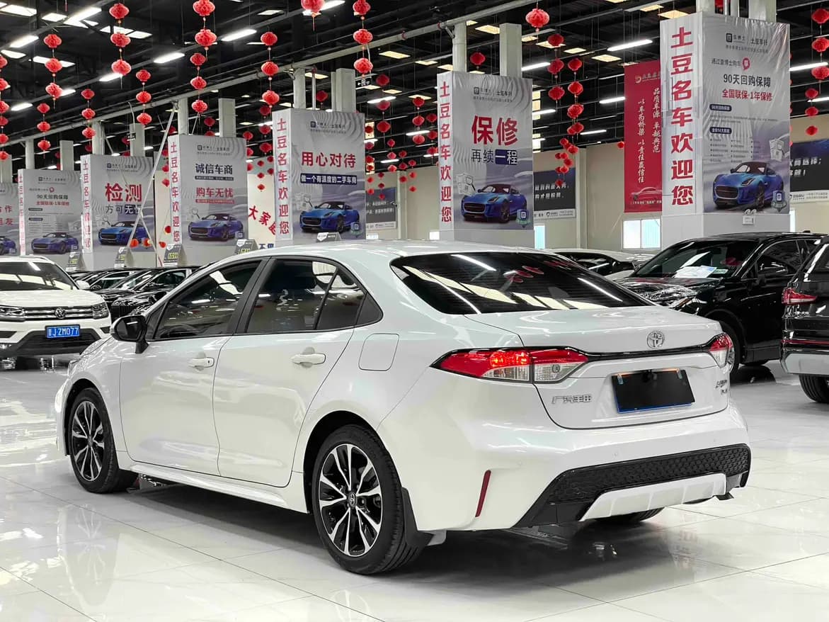 Toyota Levin 2022 г. 37536 км. — фото 4