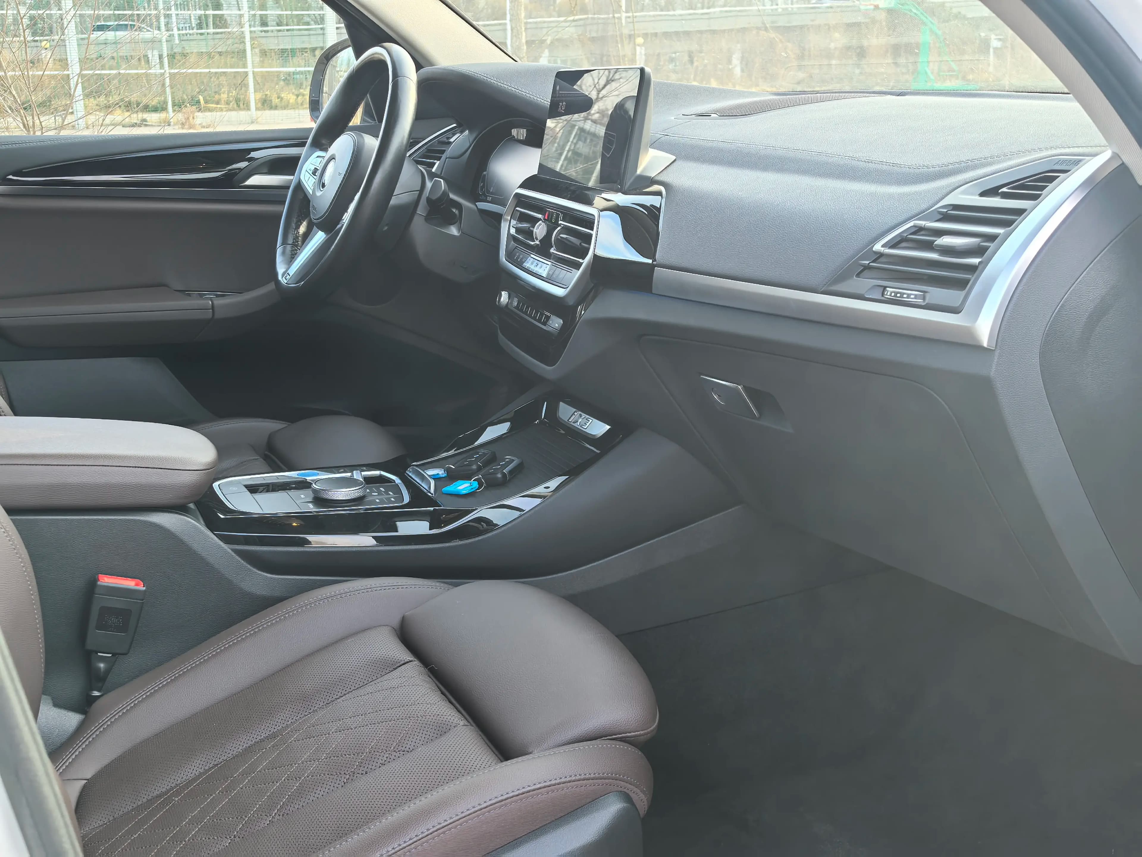 BMW iX3 2024 г. 38015 км. — фото 5
