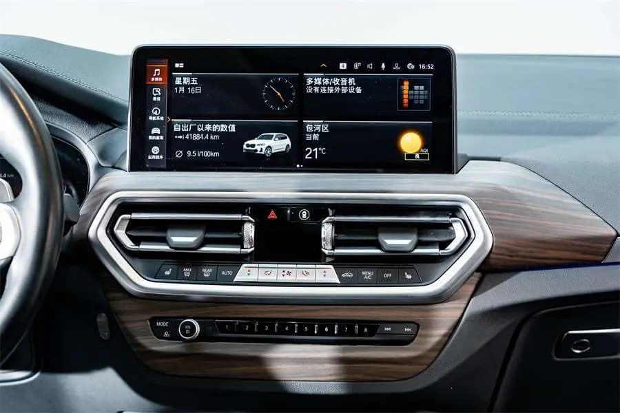 BMW X3 2023 г. 41800 км. — фото 11