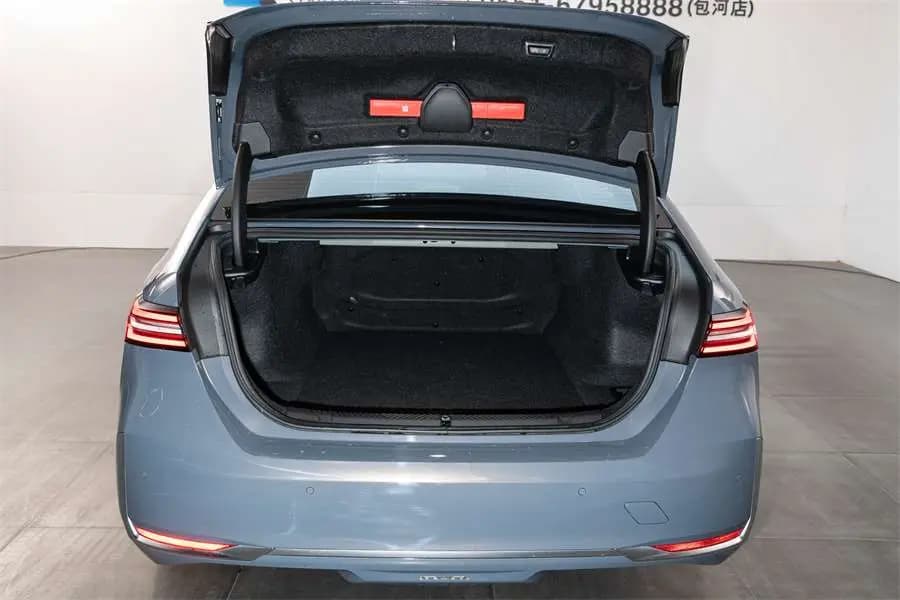 BMW i5 2024 г. 16355 км. — фото 13