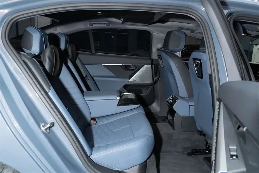 BMW i5 2024 г. 16355 км. — фото 14