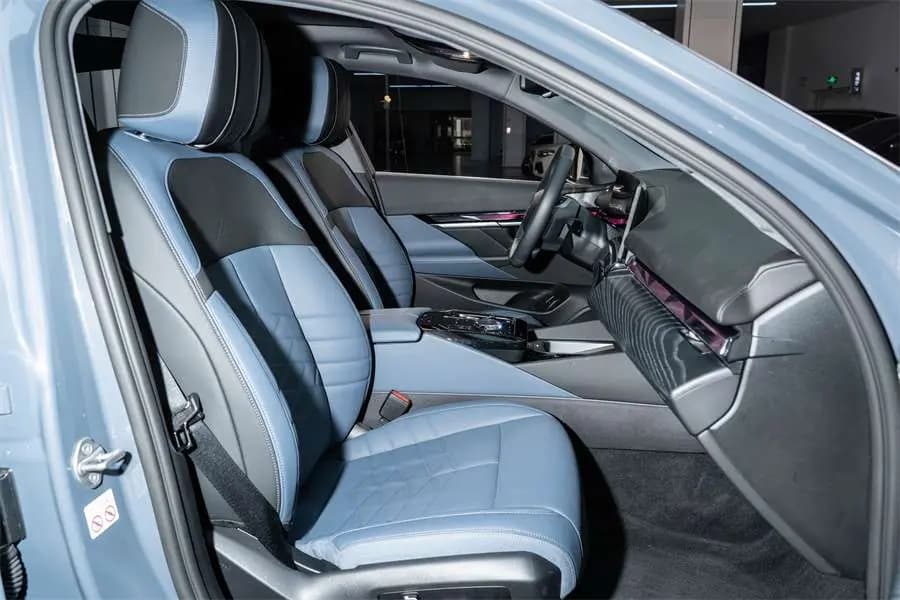 BMW i5 2024 г. 16355 км. — фото 10