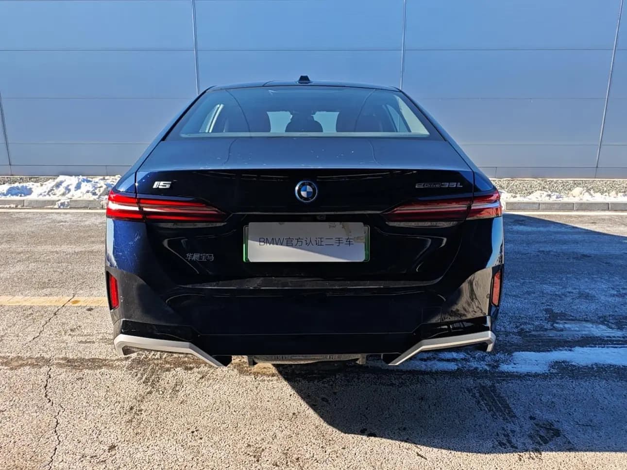 BMW i5 2025 г. 15154 км. — фото 4