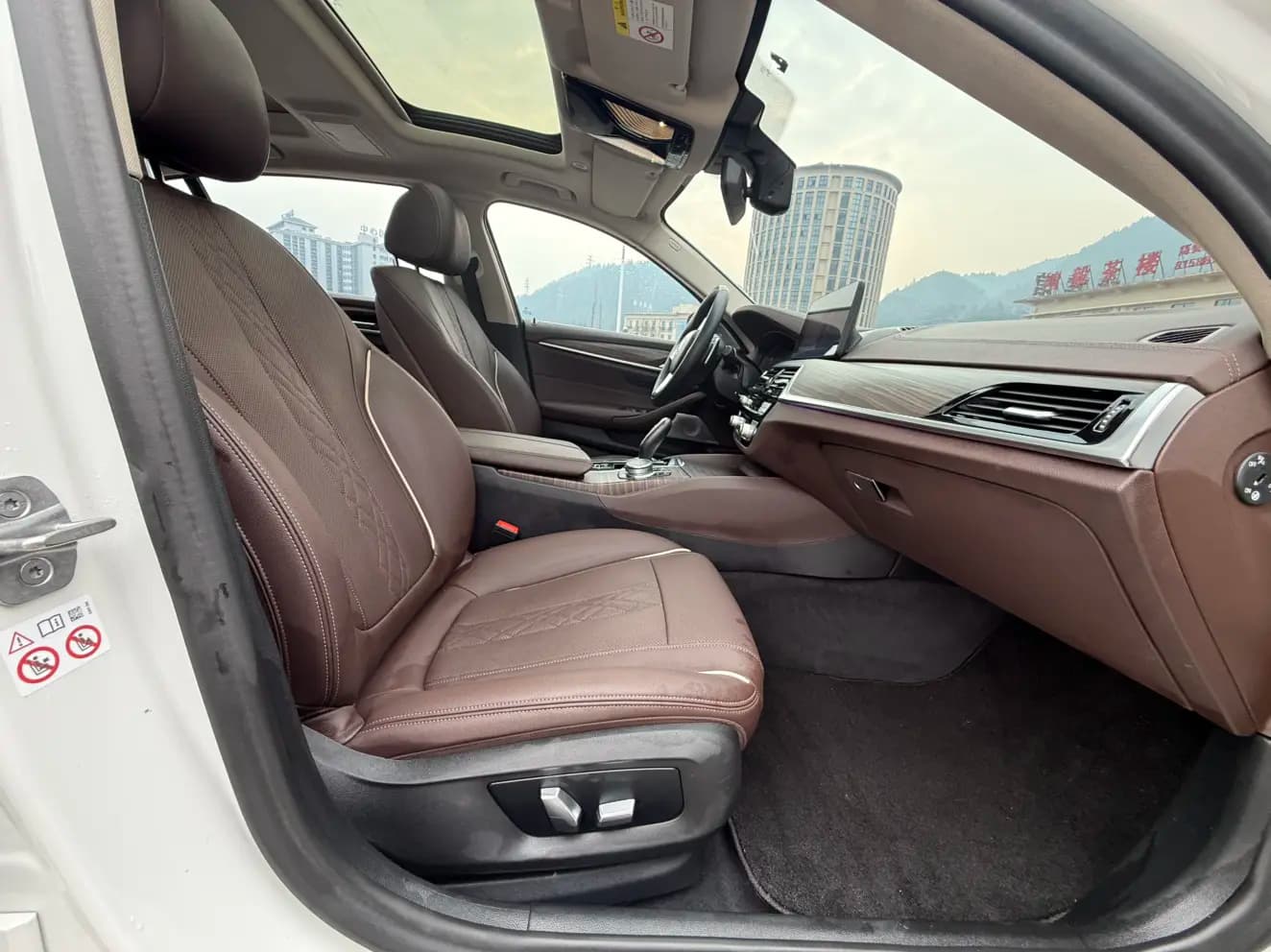 BMW 5 Series 2021 г. 77000 км. — фото 10