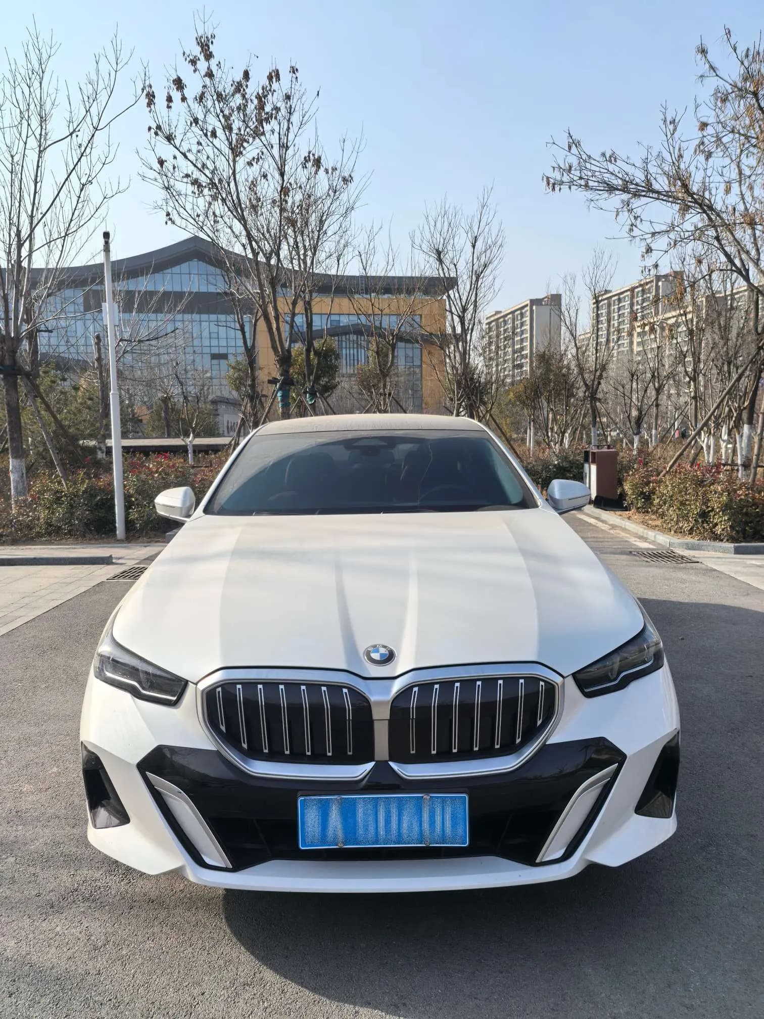 BMW 5 Series 2024 г. 18127 км. — фото 2