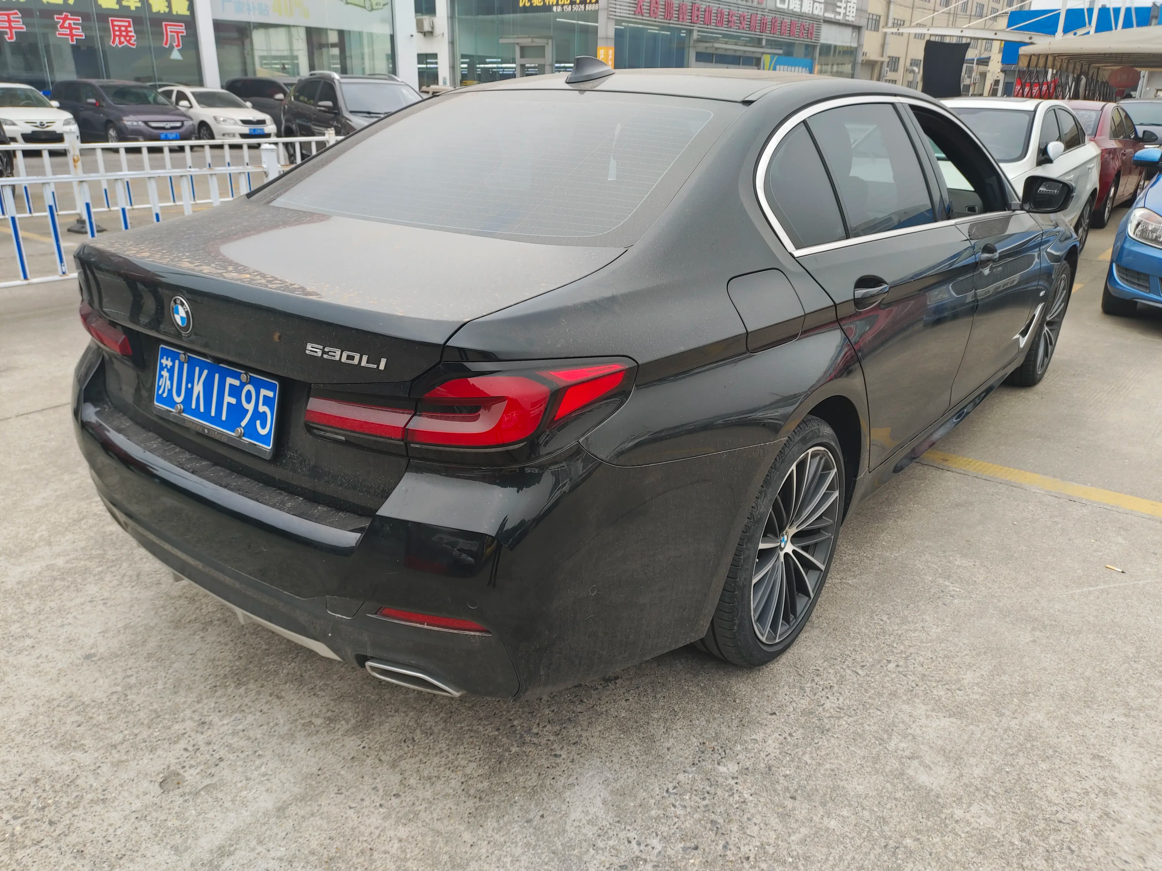 BMW 5 Series 2023 г. 60122 км. — фото 2