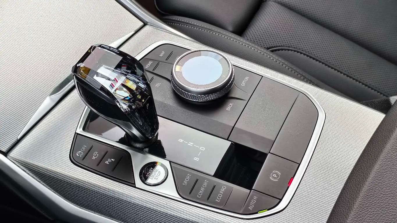 BMW i4 2023 г. 55402 км. — фото 14