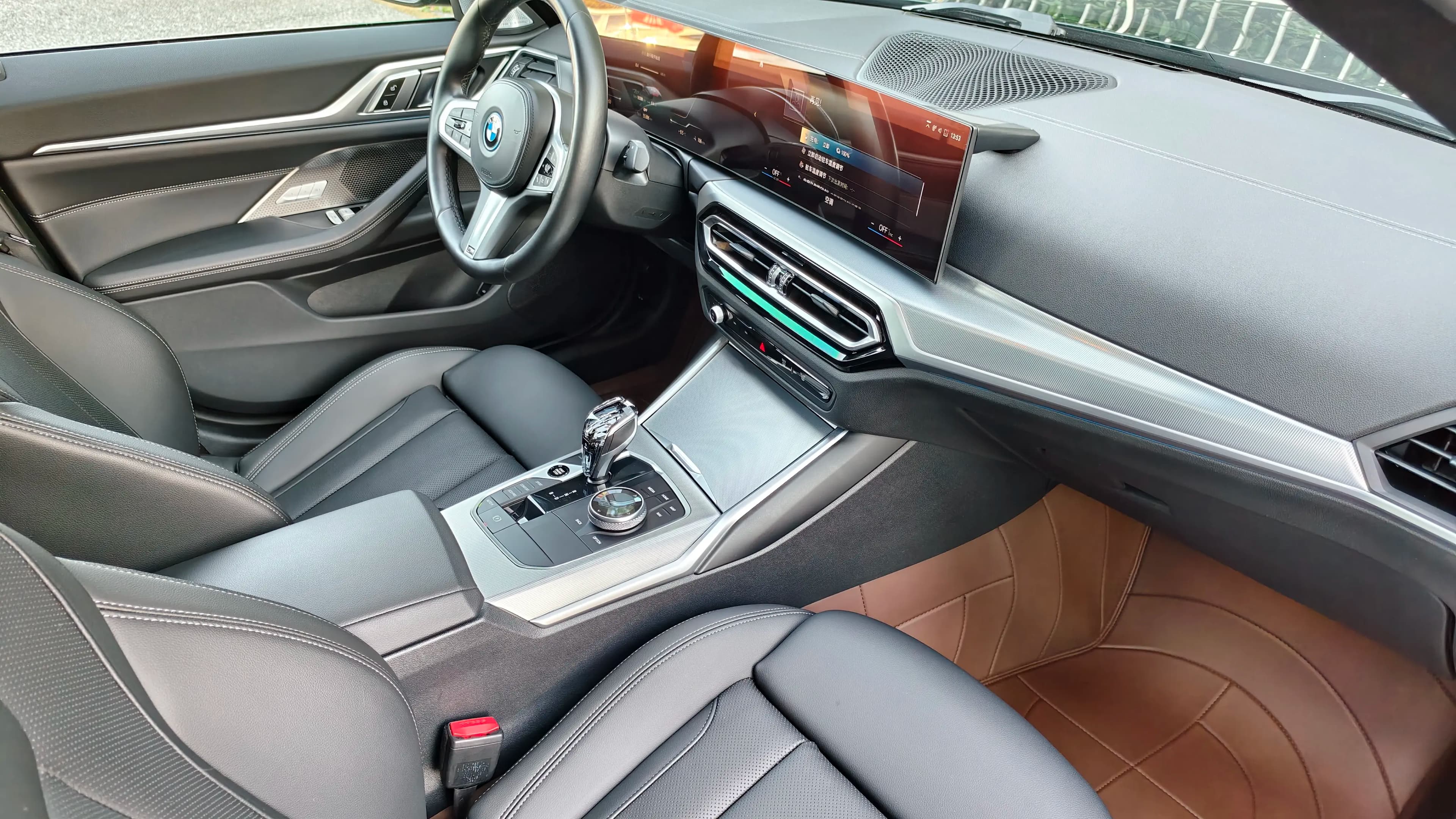 BMW i4 2023 г. 55402 км. — фото 15