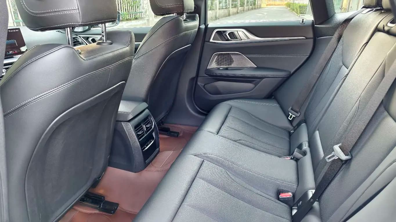 BMW i4 2023 г. 55402 км. — фото 18