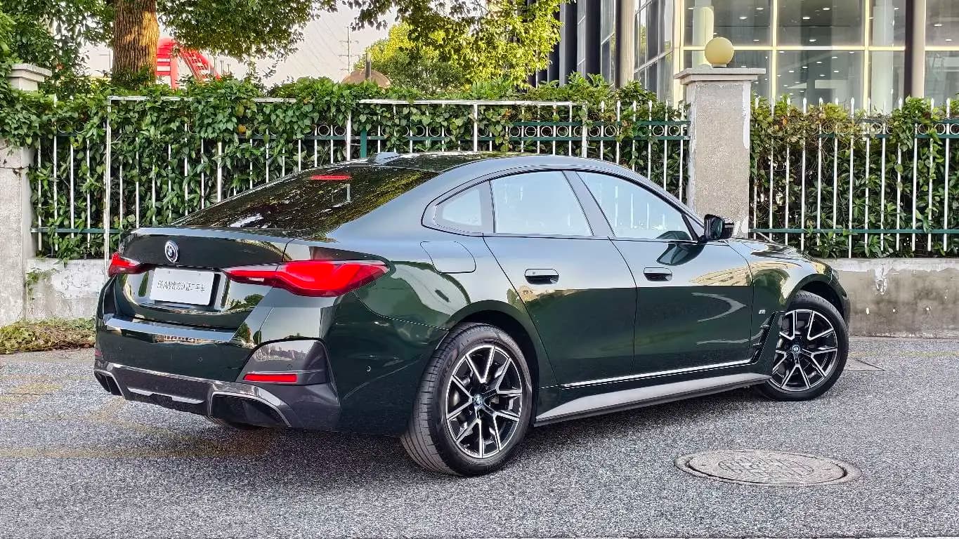 BMW i4 2023 г. 55402 км. — фото 3