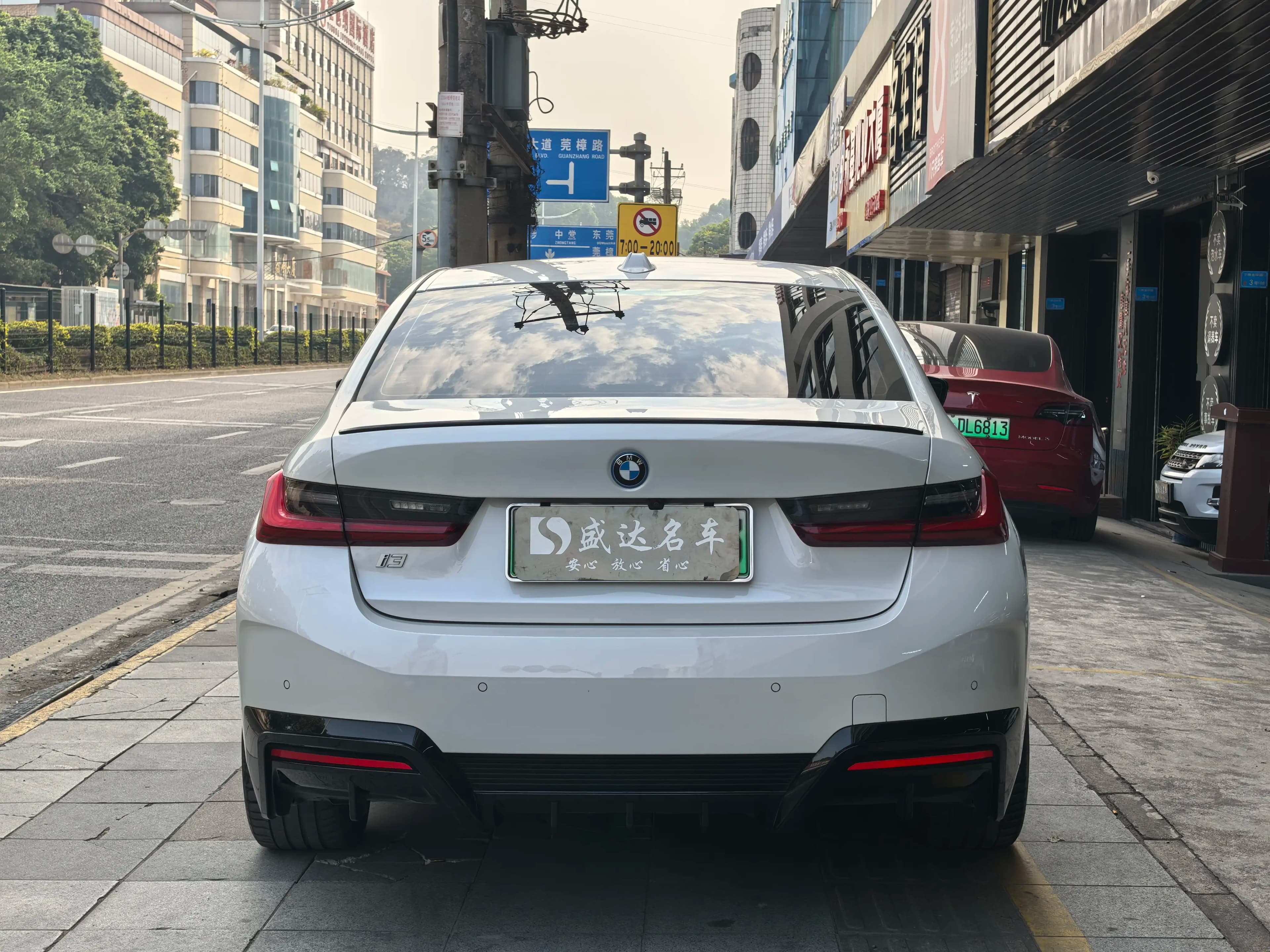 BMW i3 2024 г. 19139 км. — фото 3