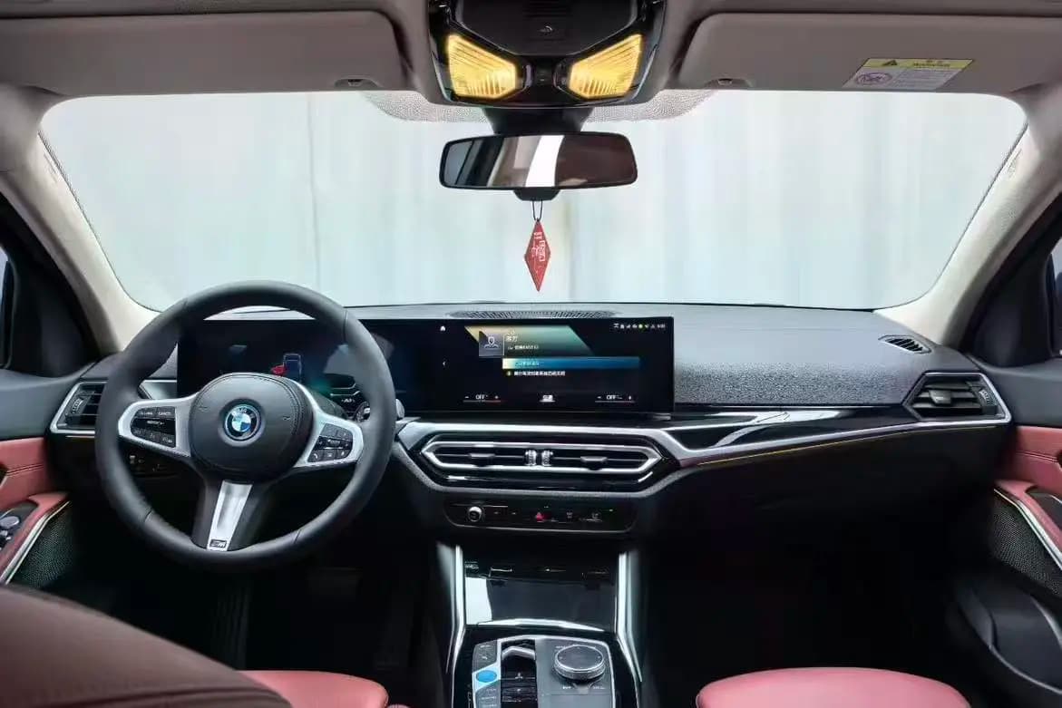 BMW i3 2023 г. 49000 км. — фото 5