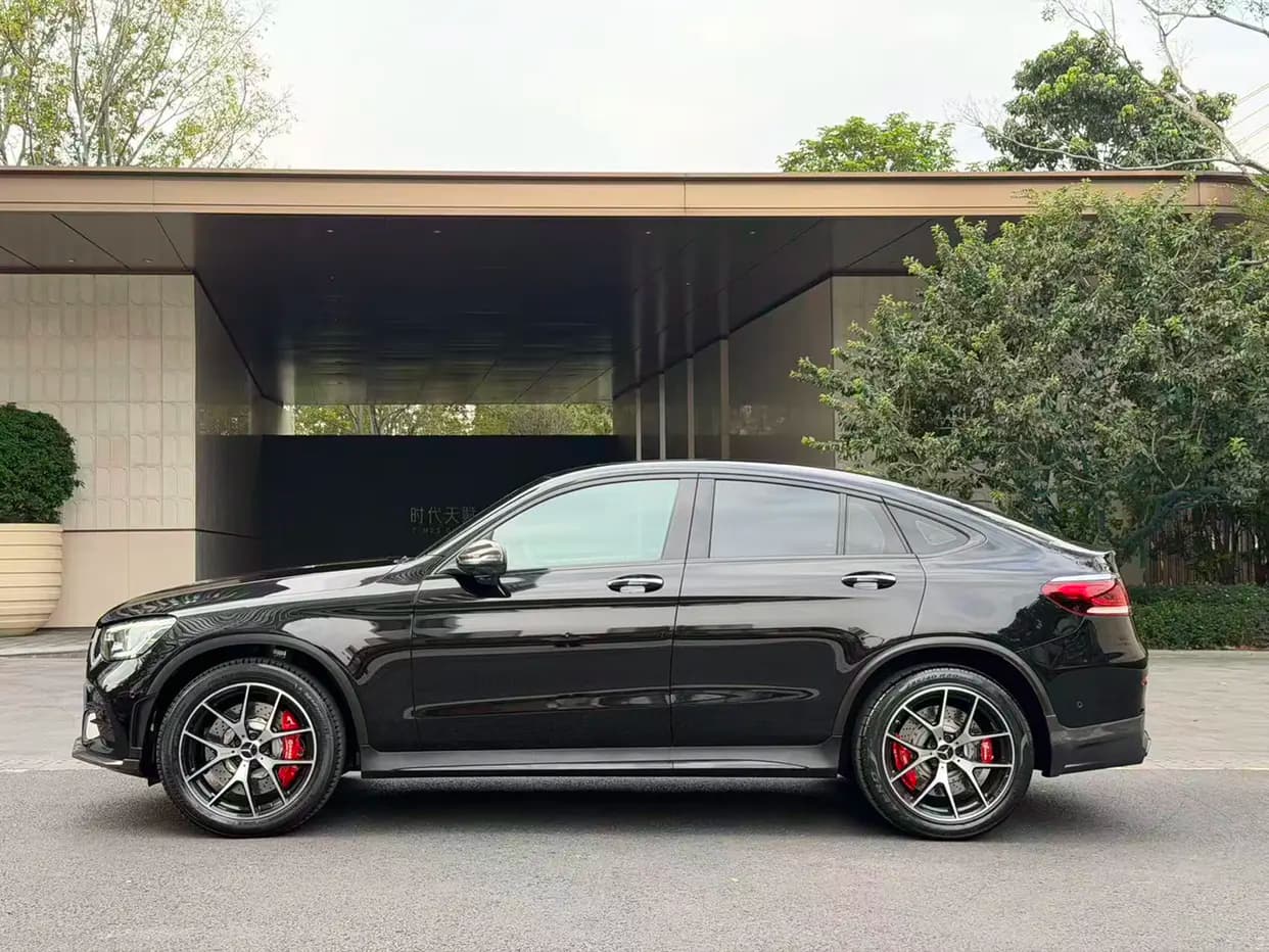 Mercedes-Benz GLC Coupe AMG 2021 г. 94135 км. — фото 4