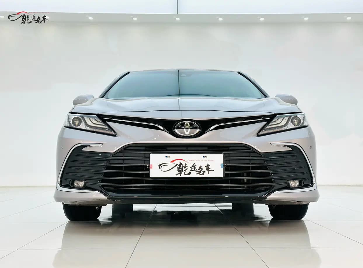 Toyota Camry 2022 г. 41000 км. — фото 2