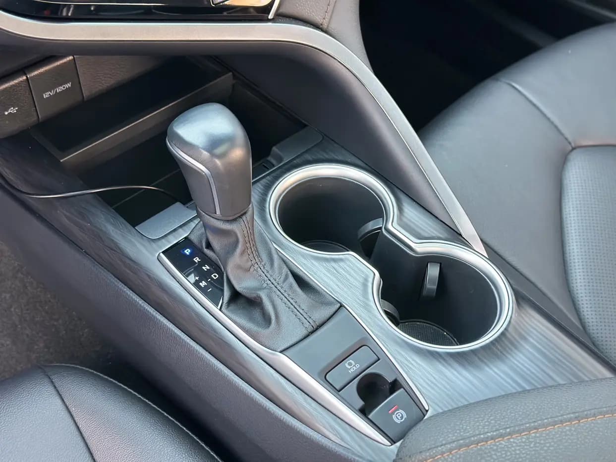 Toyota Camry 2022 г. 41000 км. — фото 19