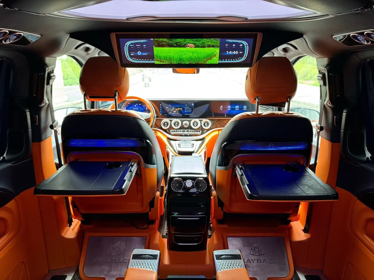 Mercedes-Benz Vito 2024 г. 42082 км. — фото 16