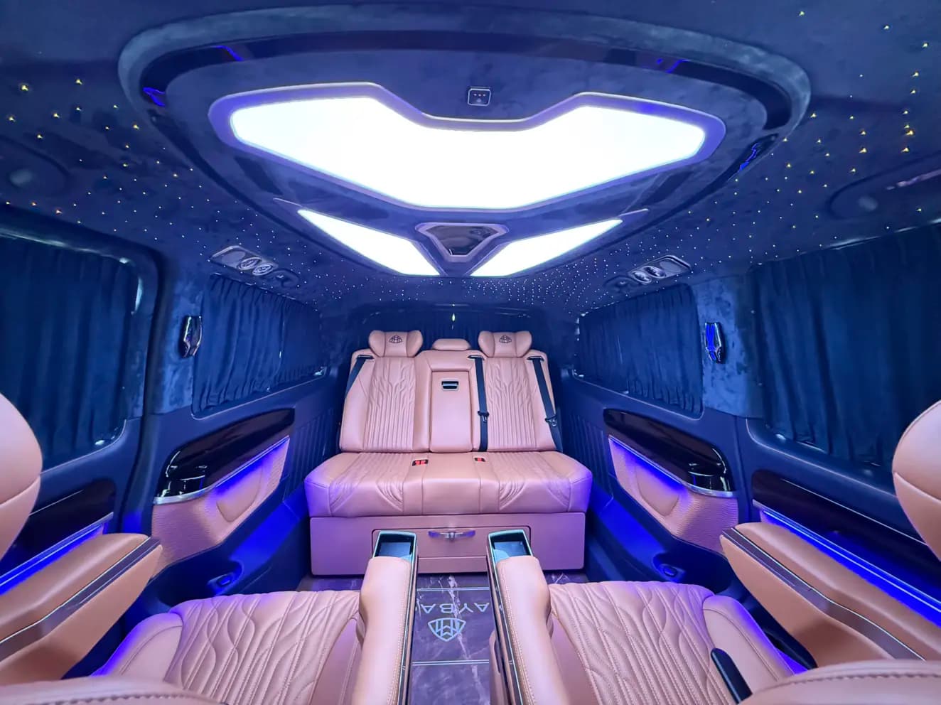 Mercedes-Benz Vito 2024 г. 35083 км. — фото 18