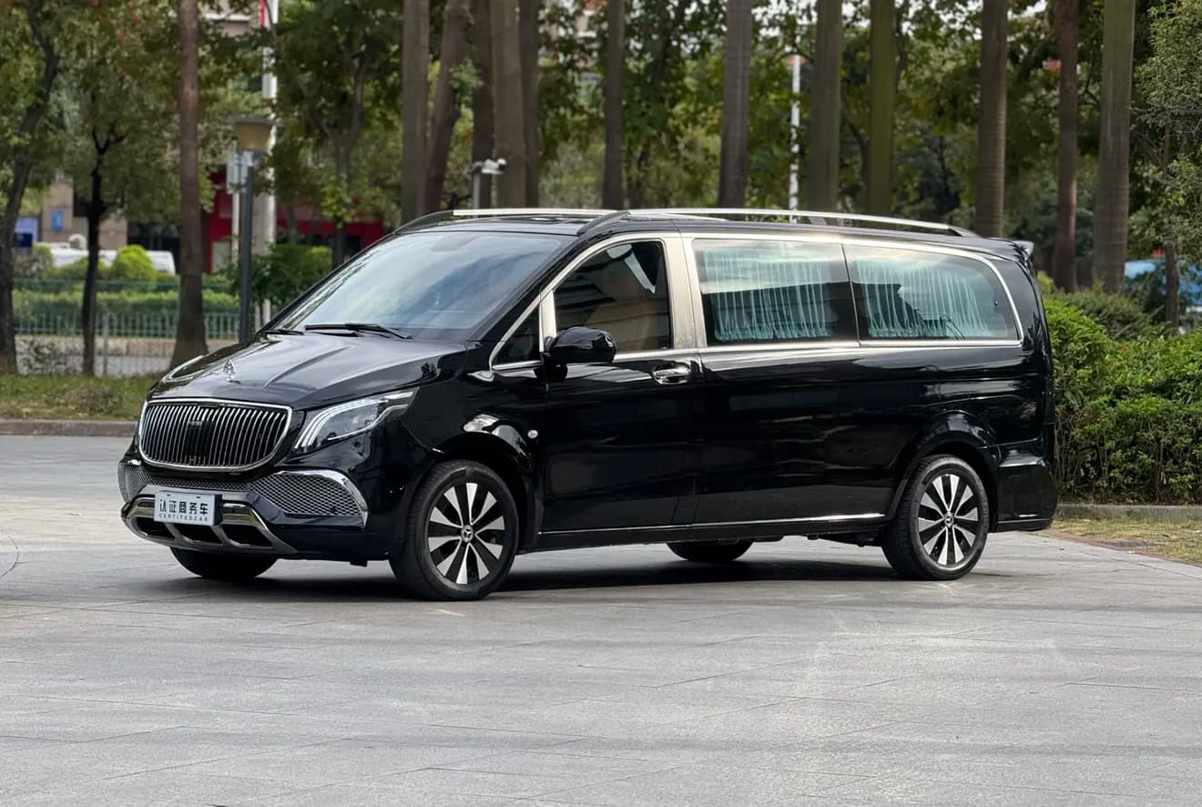 Mercedes-Benz Vito 2024 г. 35083 км. — фото 9