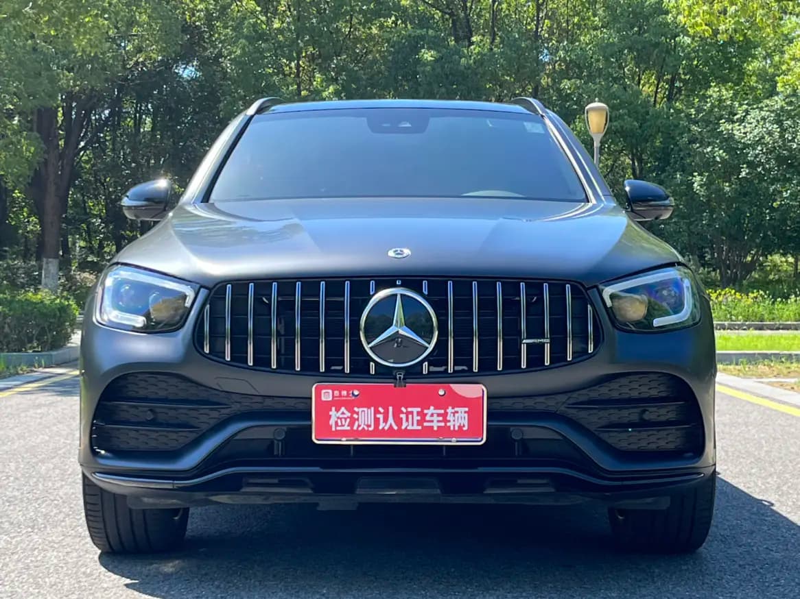 Mercedes-Benz GLC AMG 2023 г. 44084 км. — фото 2