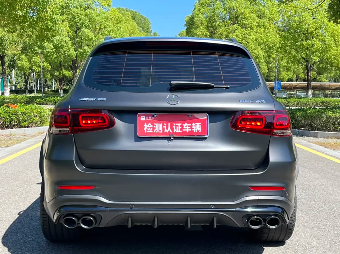 Mercedes-Benz GLC AMG 2023 г. 44084 км. — фото 5