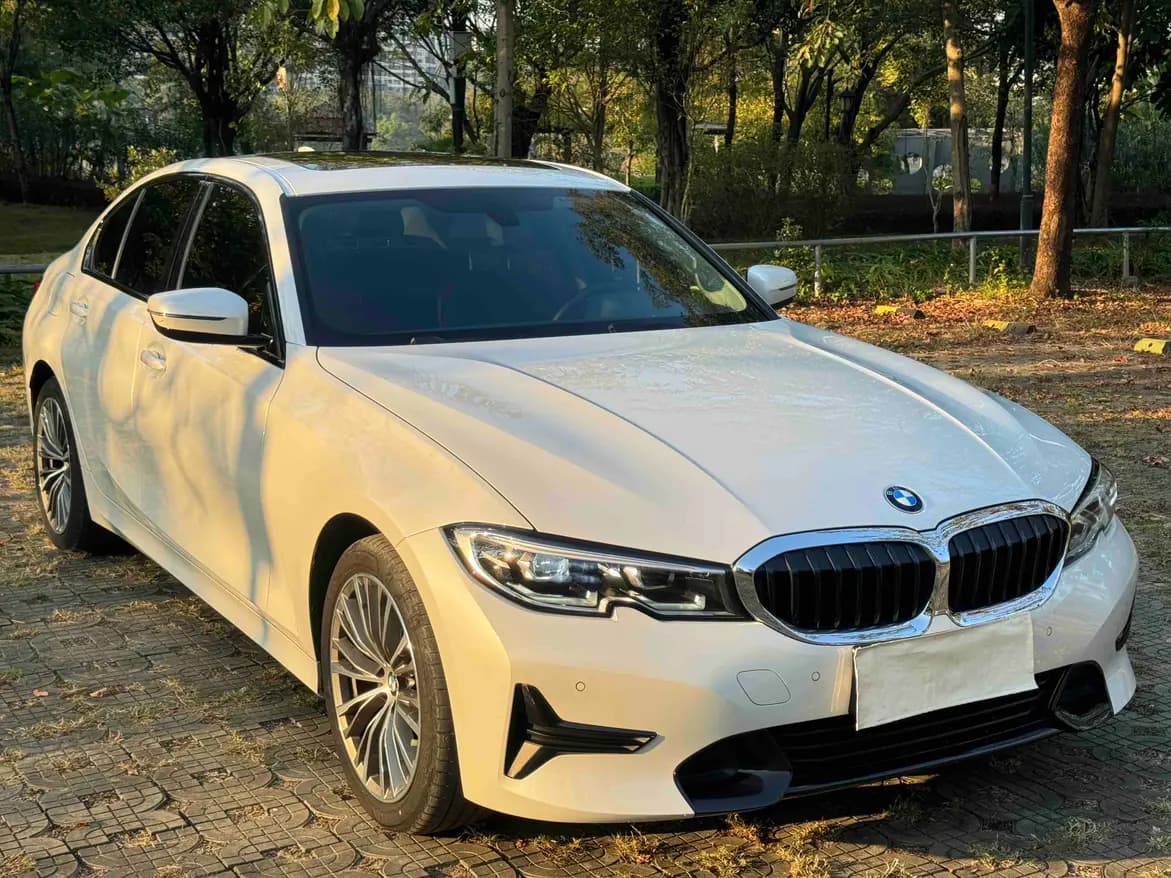 BMW 3 Series 2022 г. 35049 км. — фото 3
