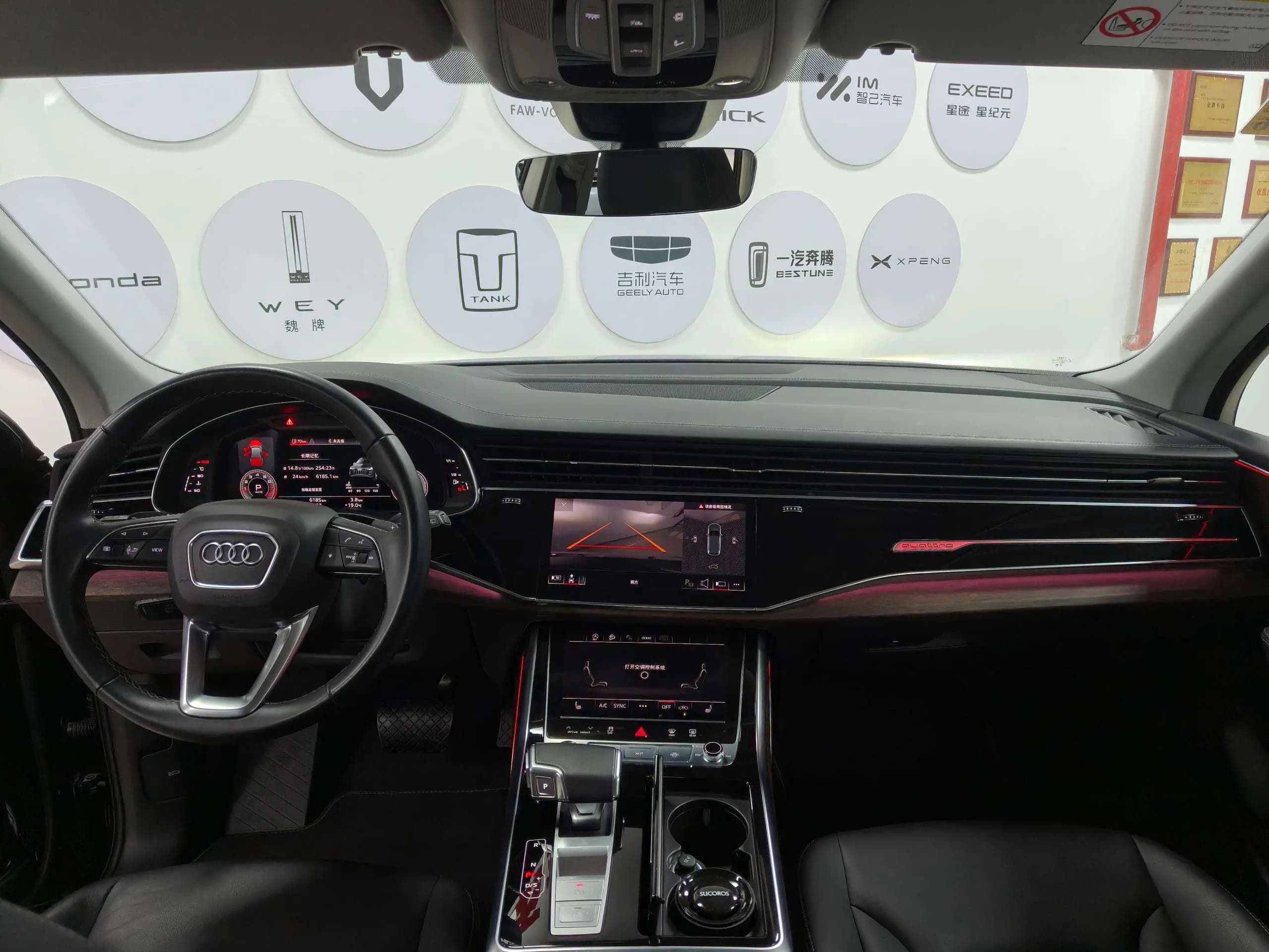 Audi Q7 2024 г. 6130 км. — фото 18