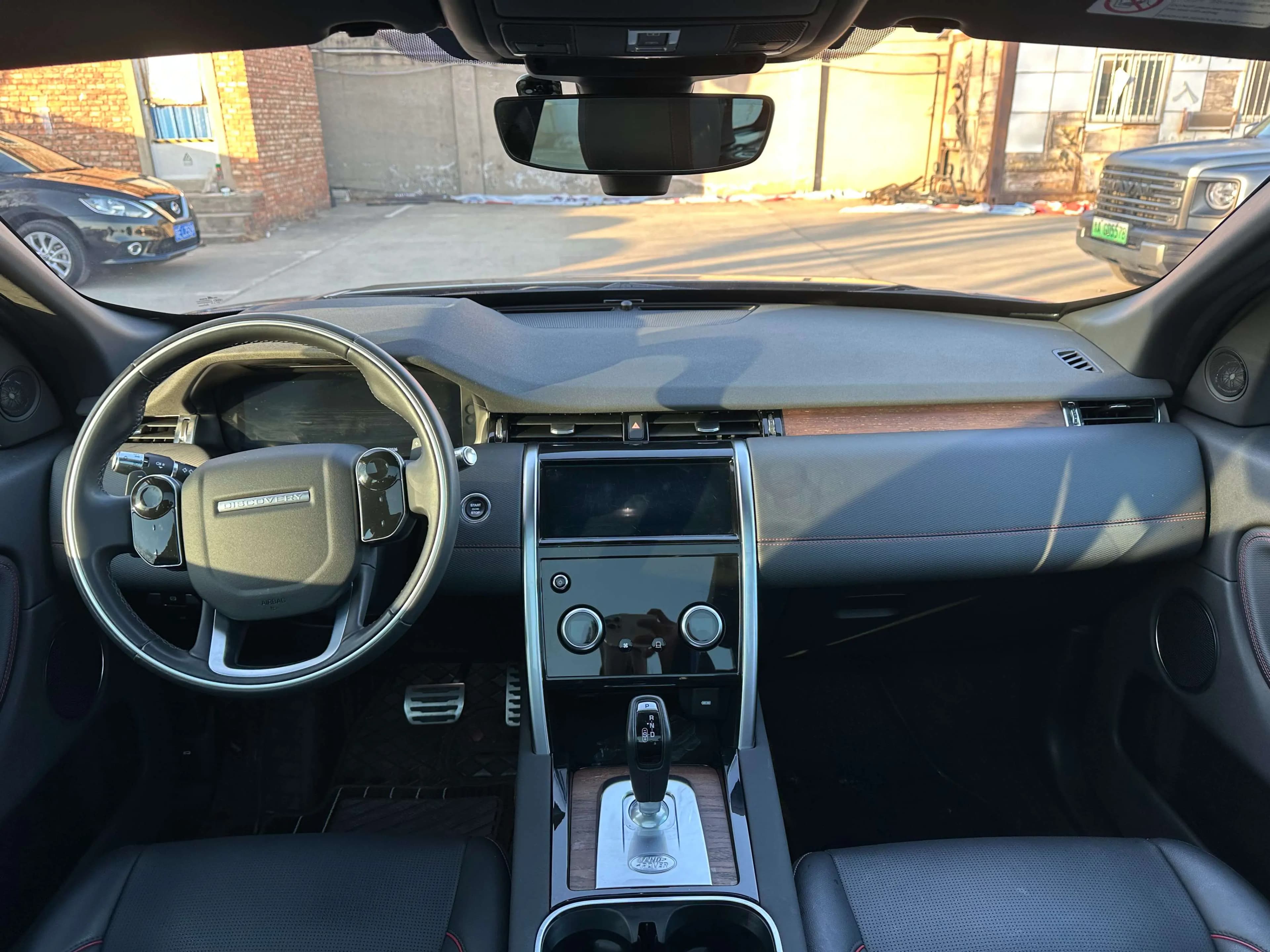 Land Rover Discover Sports 2021 г. 73088 км. — фото 16