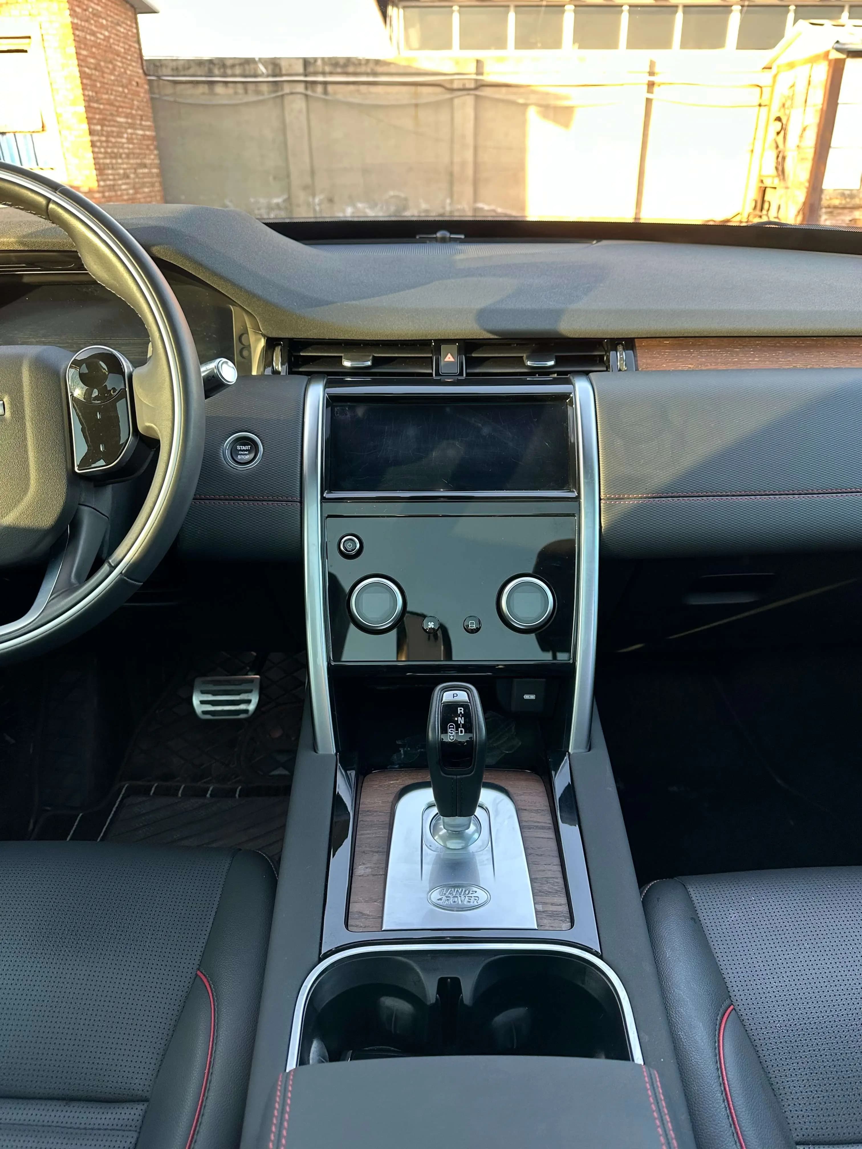 Land Rover Discover Sports 2021 г. 73088 км. — фото 9