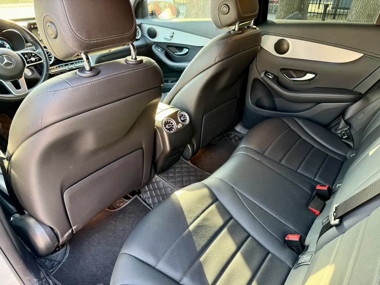 Mercedes-Benz GLC Coupe 2021 г. 53000 км. — фото 20