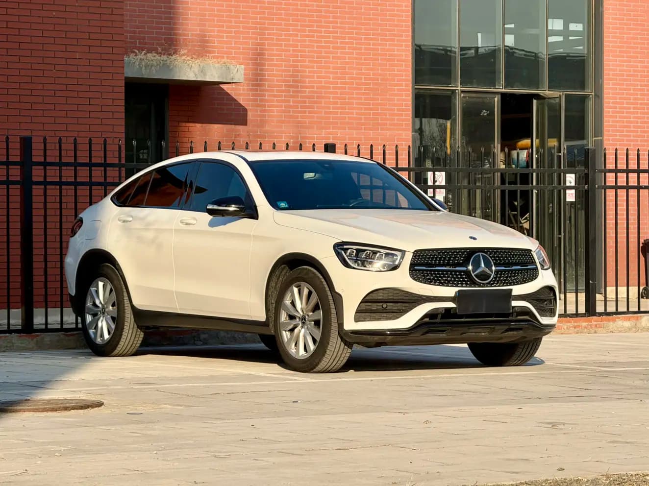 Mercedes-Benz GLC Coupe 2021 г. 53000 км. — фото 3