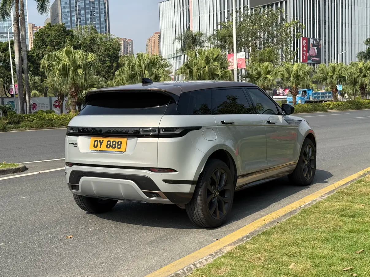 Land Rover Range Rover Evoque 2022 г. 46061 км. — фото 7