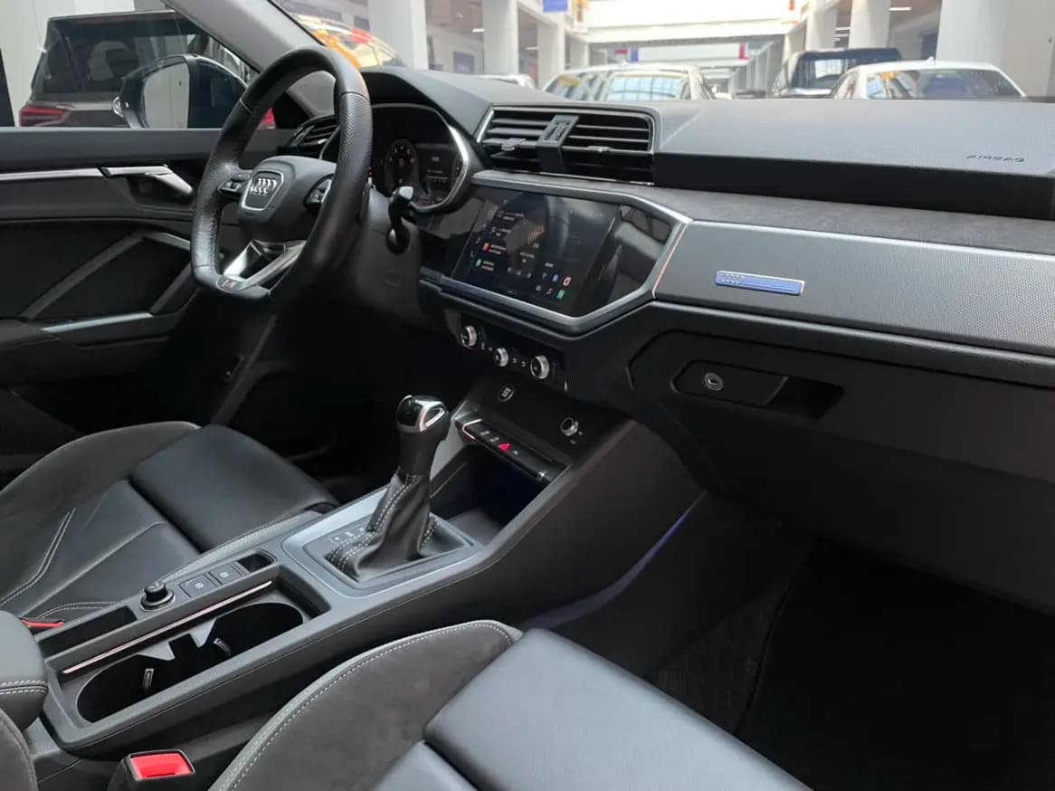 Audi Q3 Sportback 2022 г. 19006 км. — фото 13