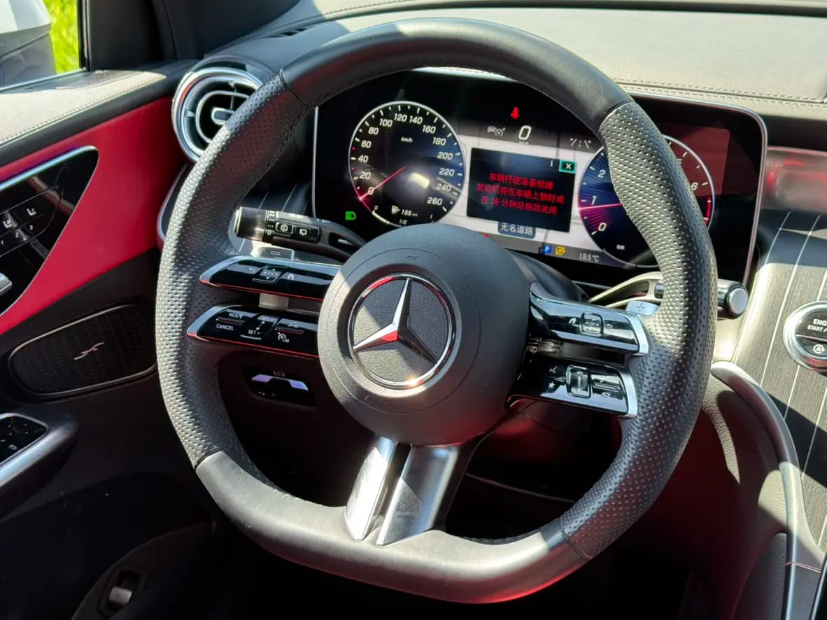 Mercedes-Benz GLC 2023 г. 34000 км. — фото 18