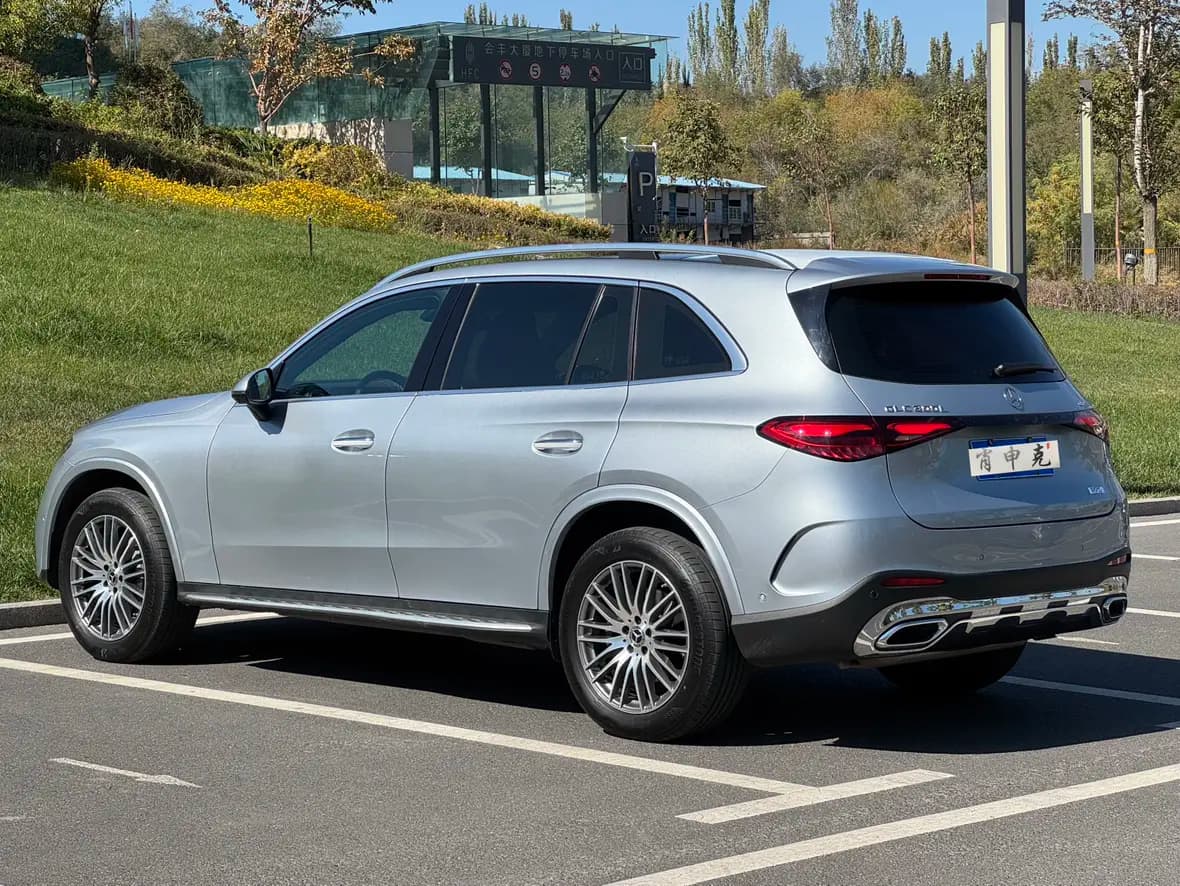 Mercedes-Benz GLC 2023 г. 34000 км. — фото 5