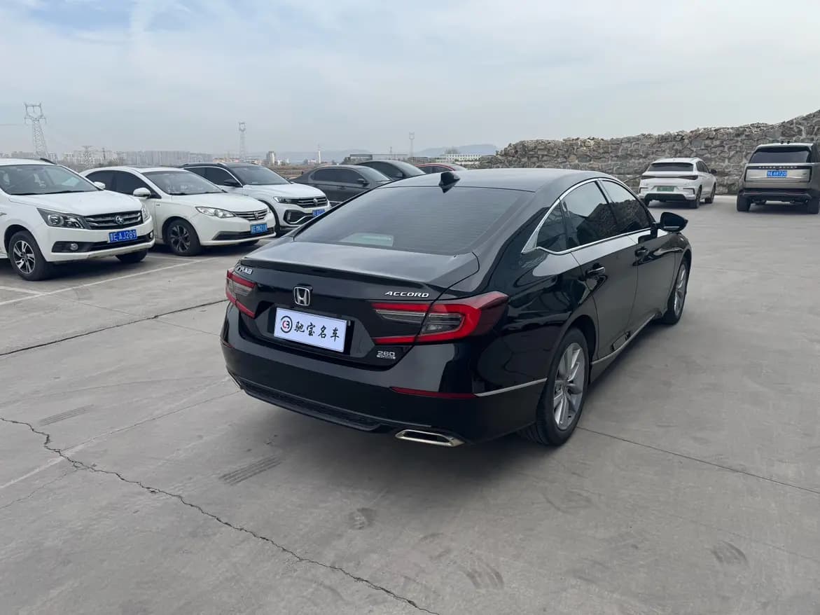 Honda Accord 2022 г. 62000 км. — фото 6
