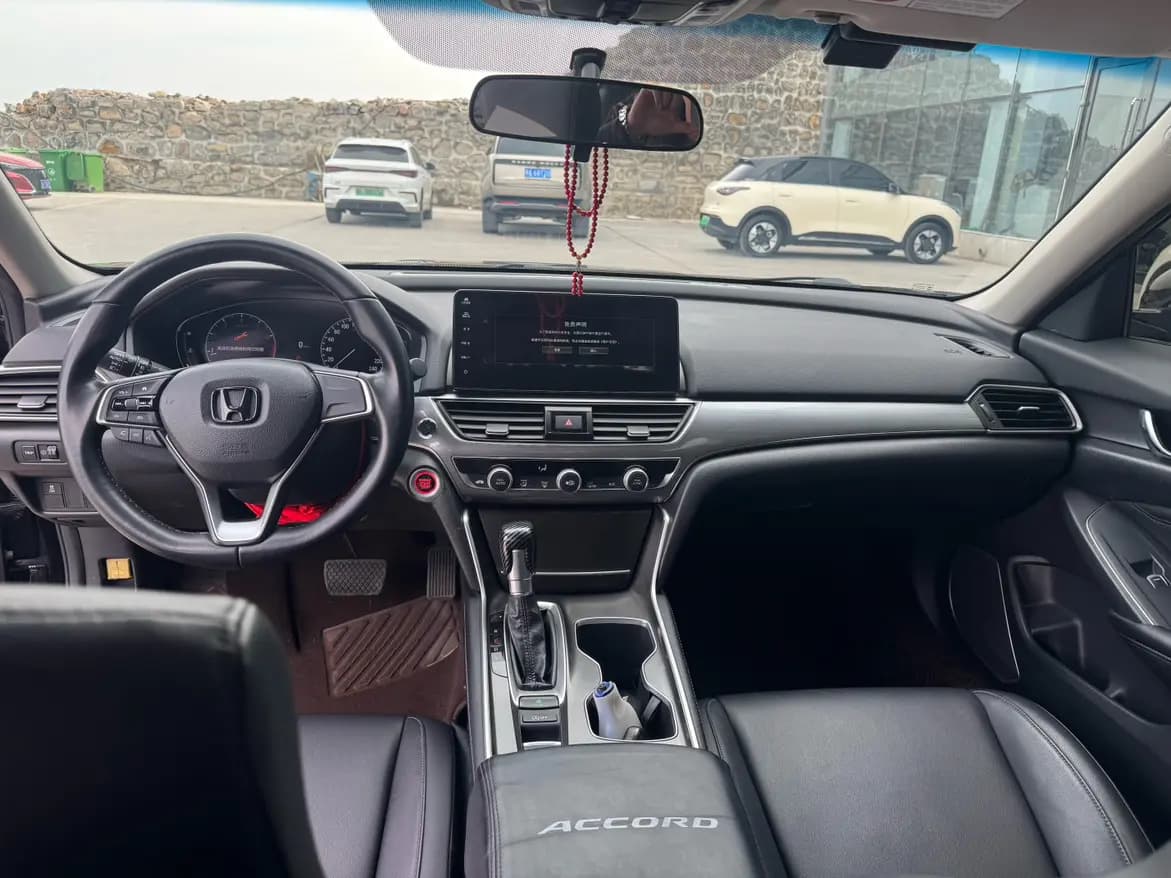 Honda Accord 2022 г. 62000 км. — фото 7