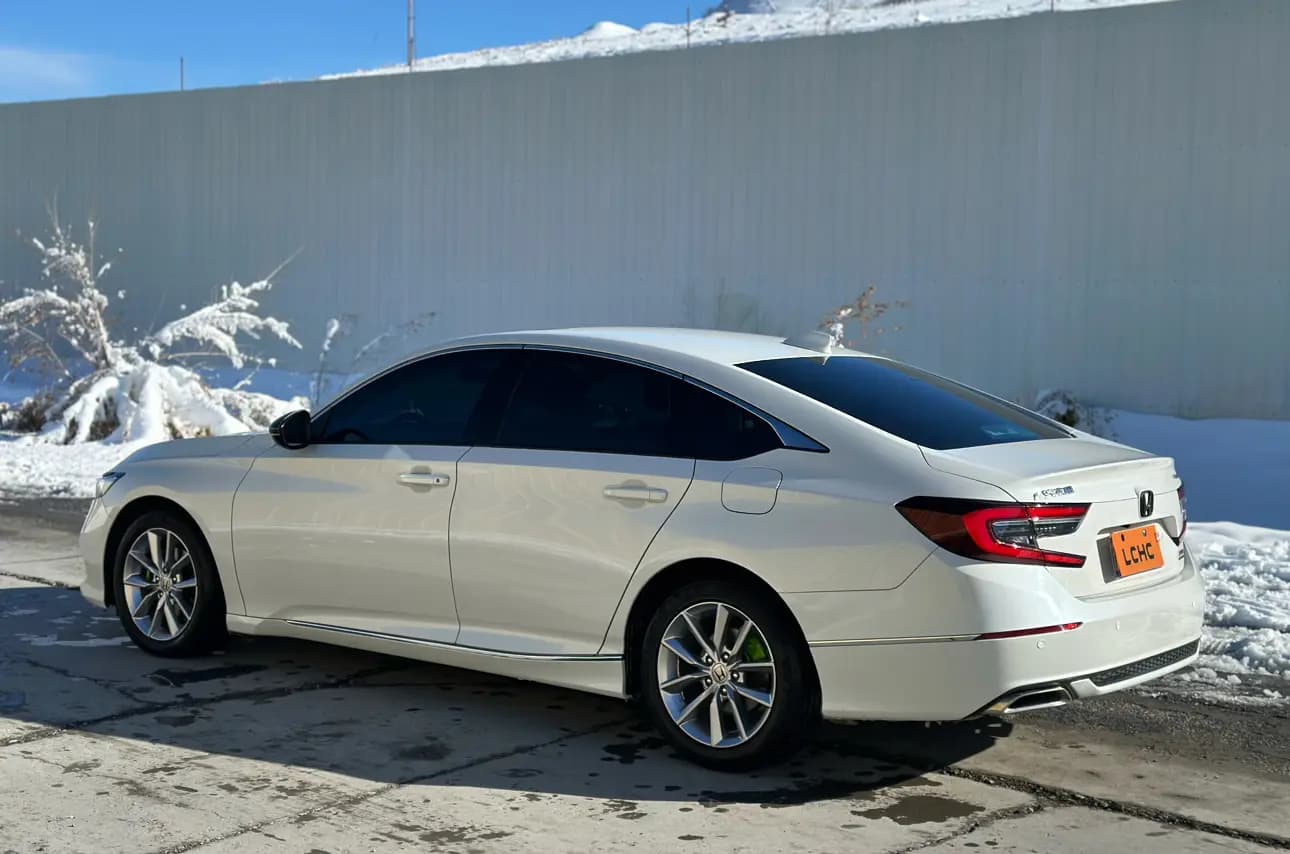 Honda Accord 2022 г. 60000 км. — фото 4
