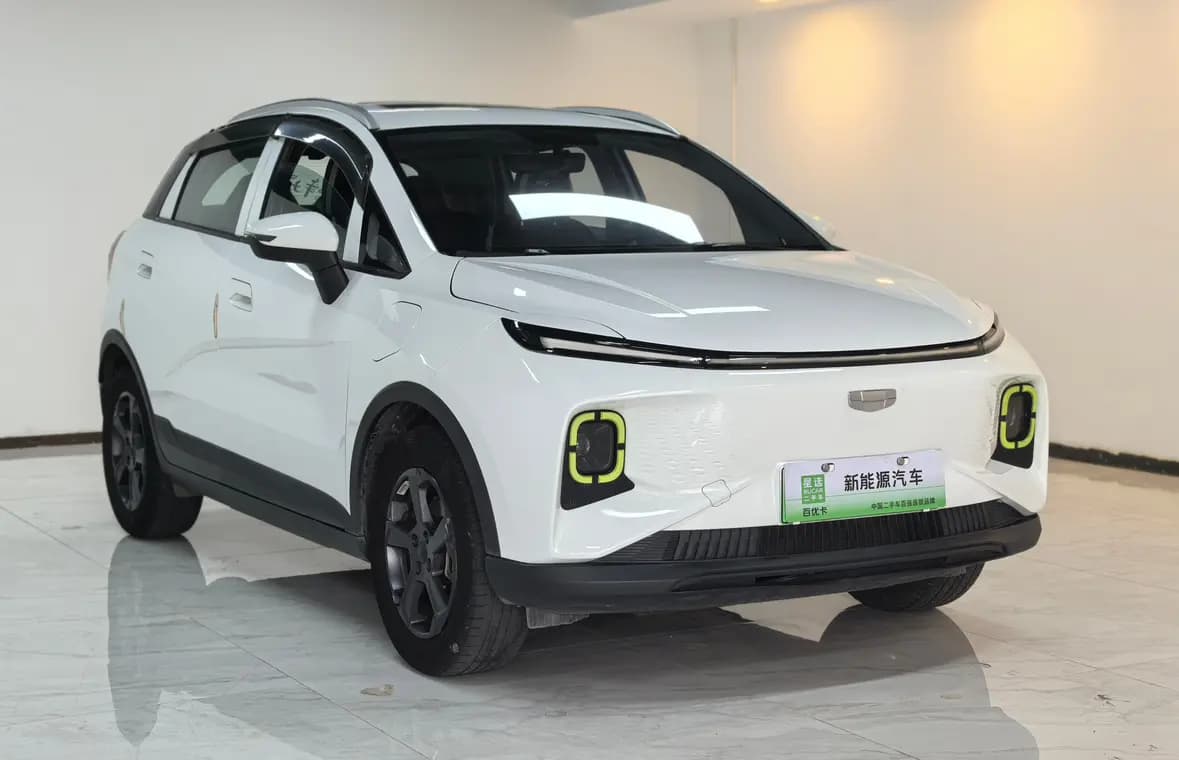 Geely Geometry E Firefly 2023 г. 51936 км. — фото 3