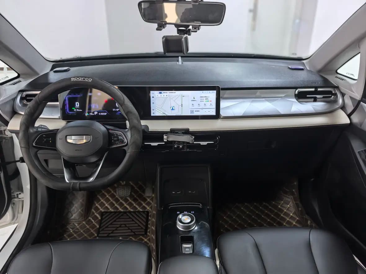 Geely Geometry E Firefly 2023 г. 51936 км. — фото 10