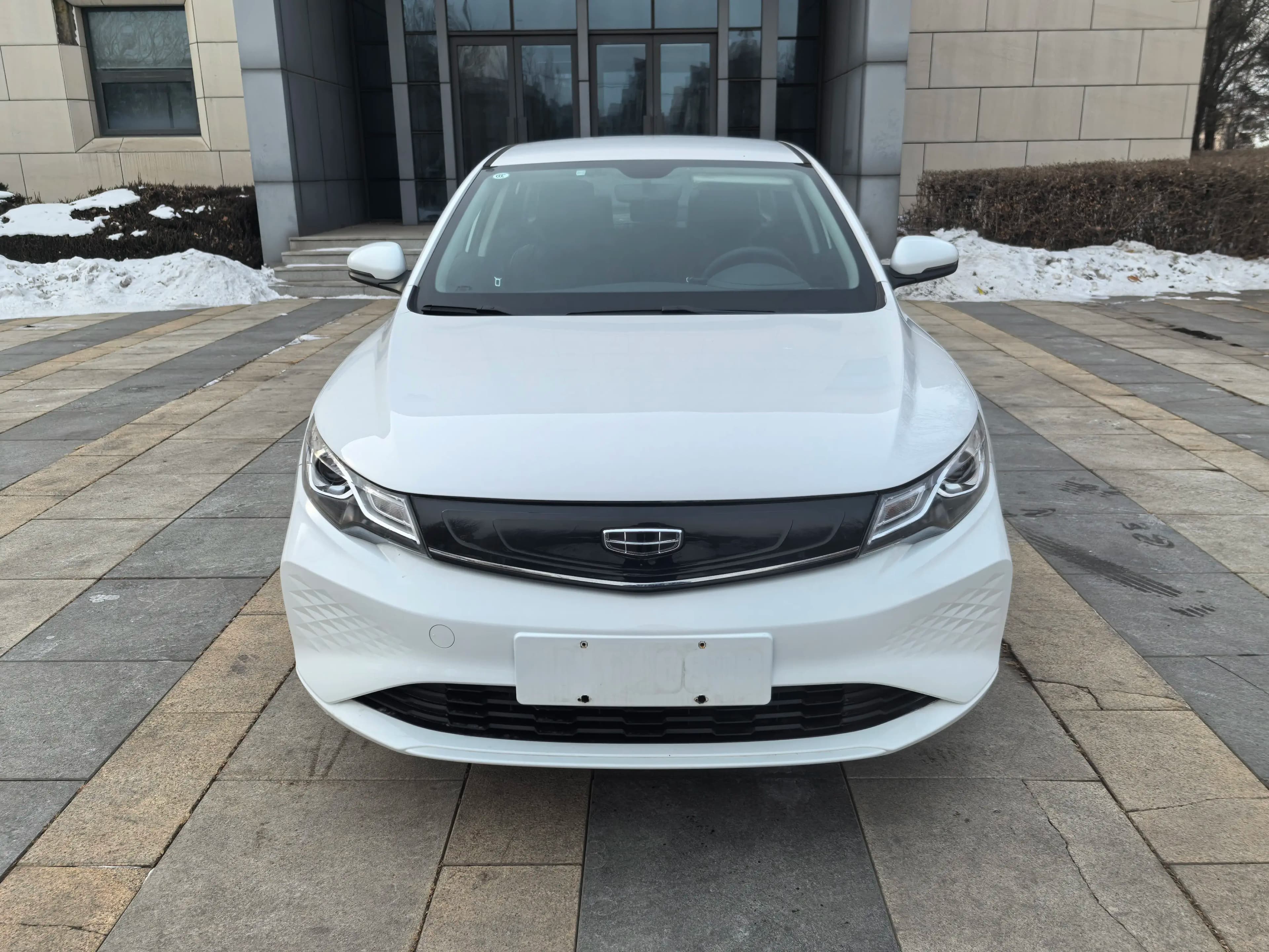 Geely Emgrand EV 2022 г. 104717 км. — фото 2