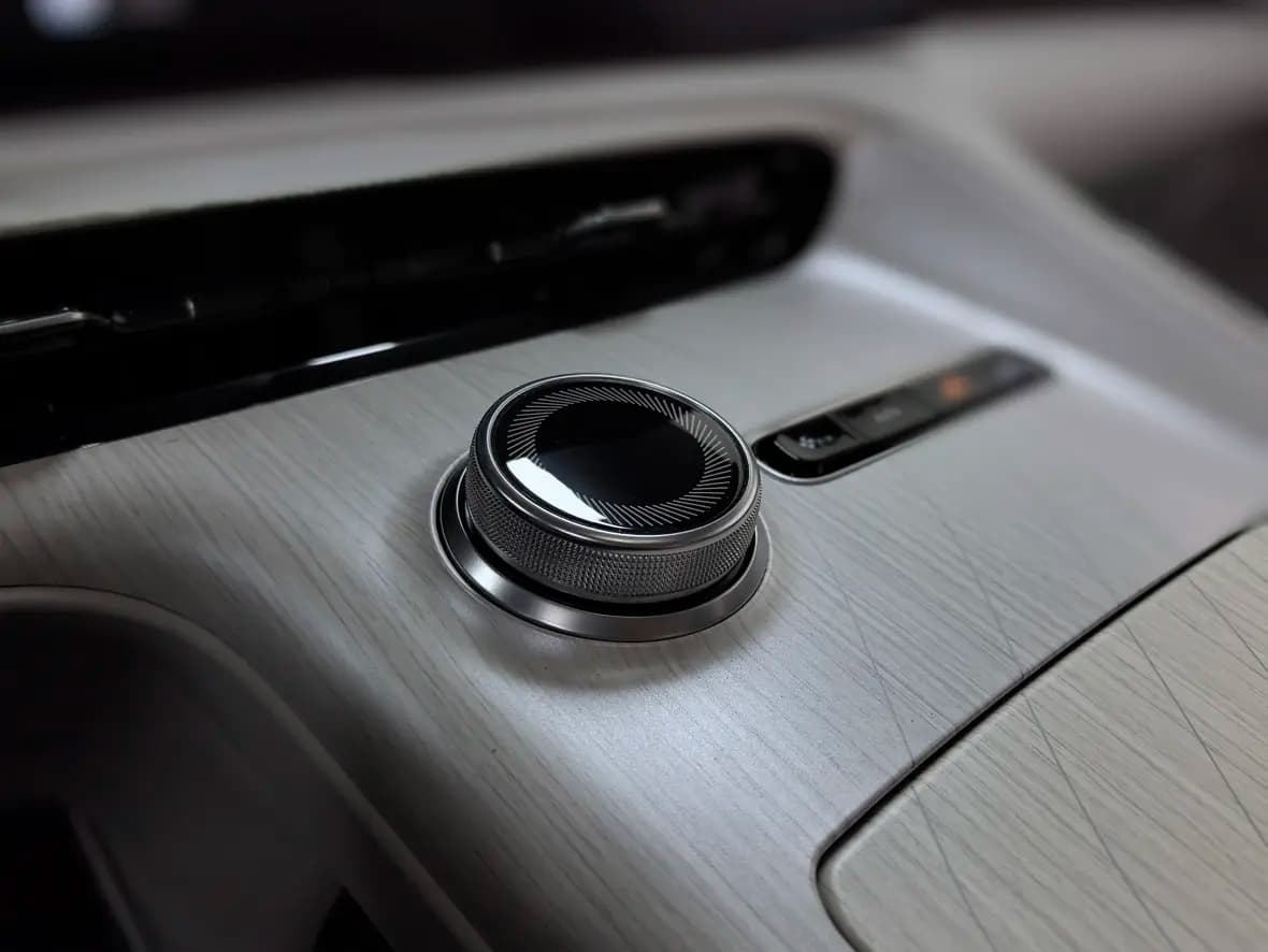 Geely Galaxy E5 2025 г. 9400 км. — фото 8