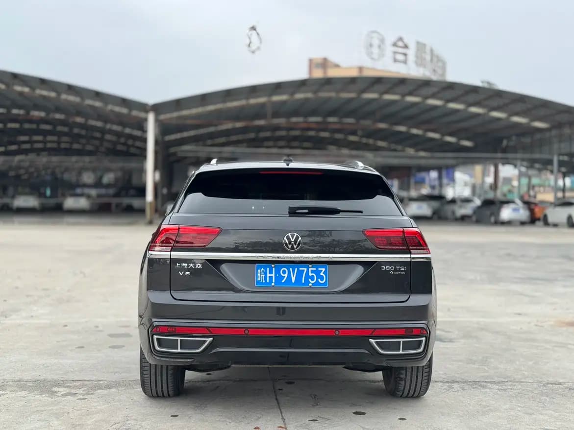 Volkswagen Teramont 2023 г. 87013 км. — фото 6