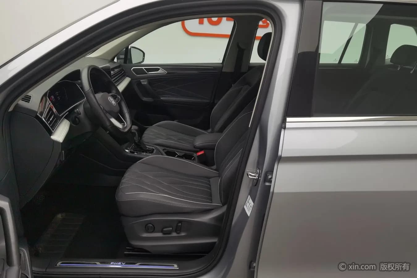 Volkswagen Tiguan L PHEV 2022 г. 97559 км. — фото 17