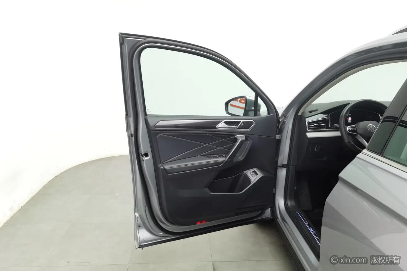Volkswagen Tiguan L PHEV 2022 г. 97559 км. — фото 21