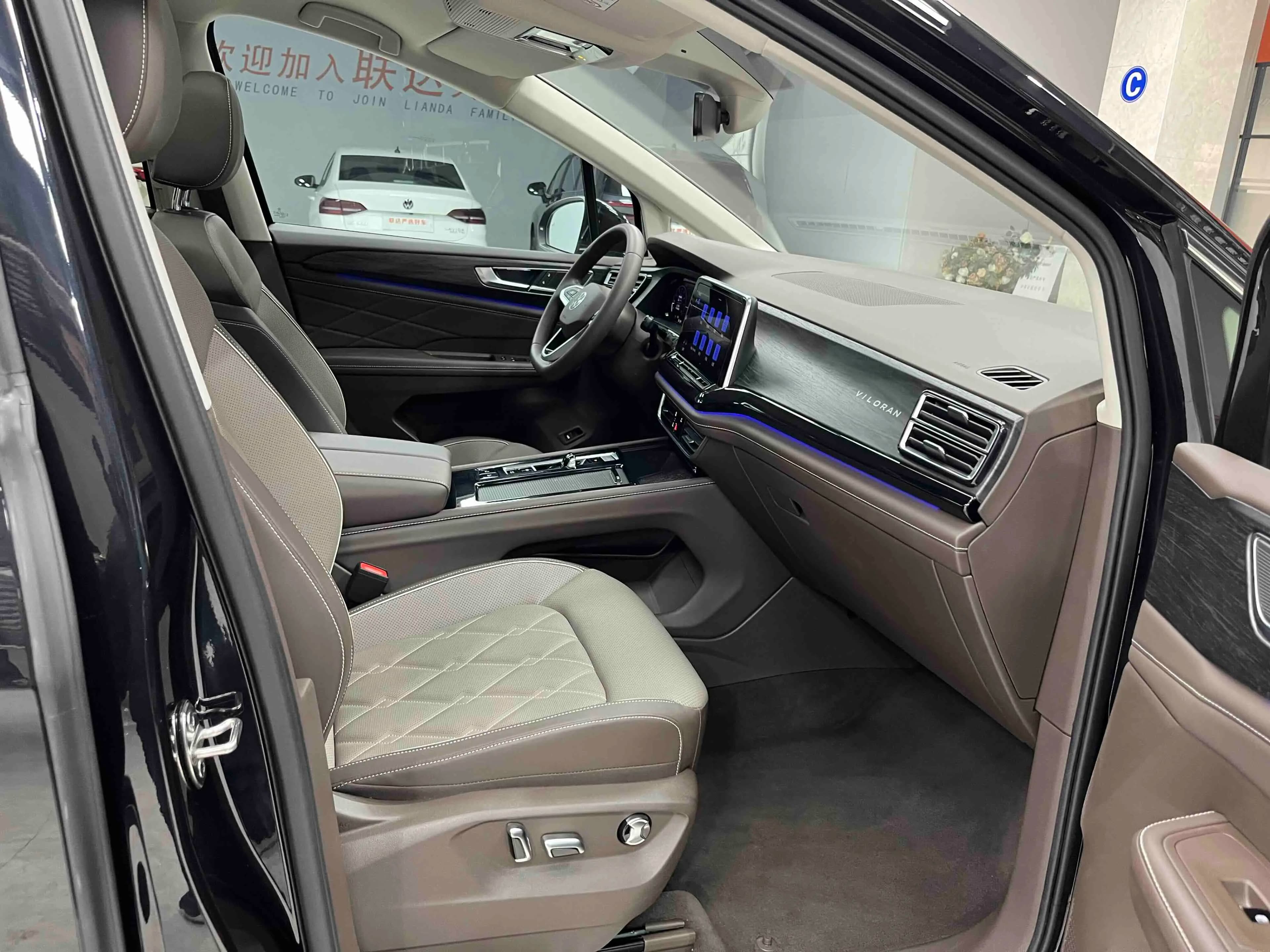Volkswagen Weiran 2023 г. 12320 км. — фото 21