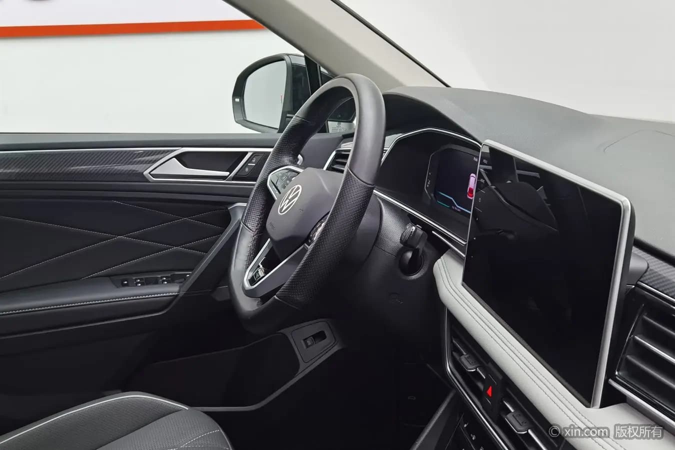 Volkswagen Tiguan L 2022 г. 53761 км. — фото 16