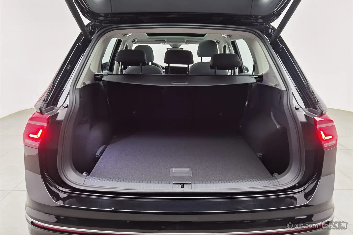Volkswagen Tiguan L 2022 г. 53761 км. — фото 23
